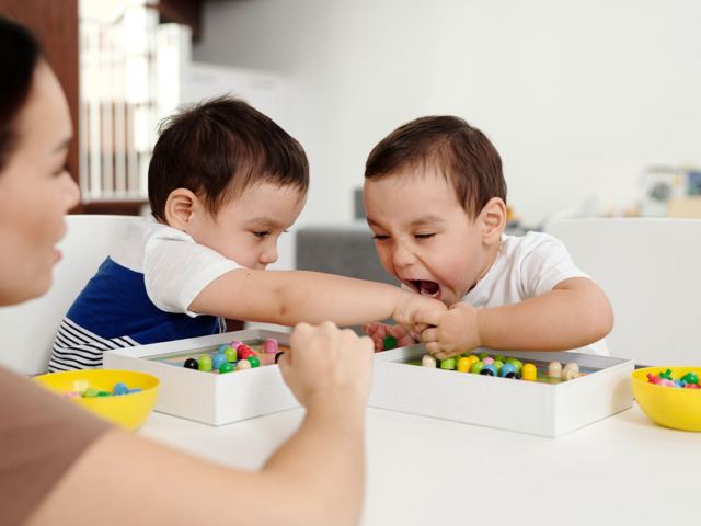 Morder y pegar 0-3 años